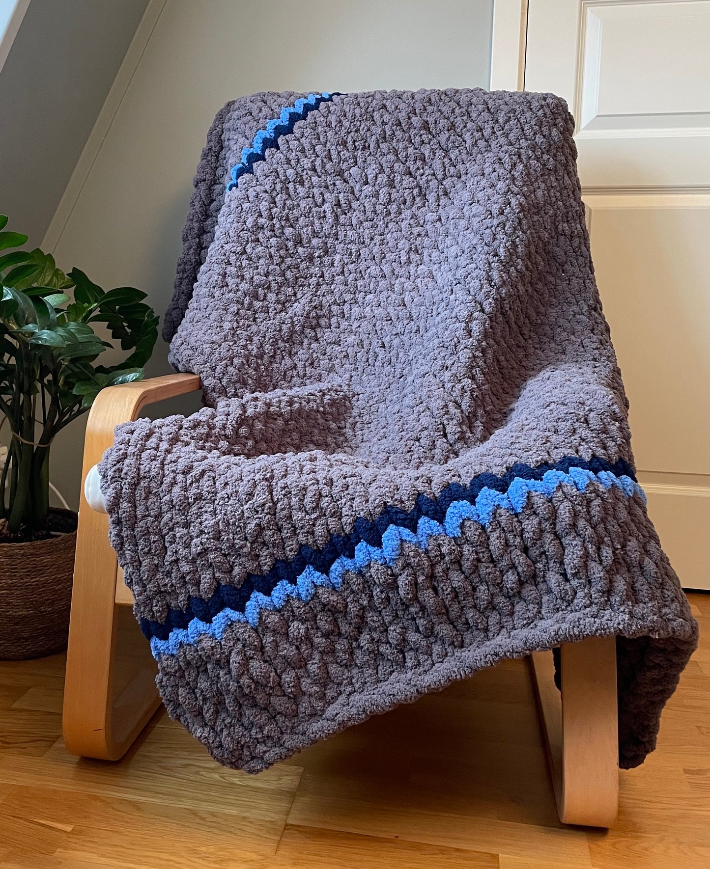 November Sky Chunky Knit Blanket Handmade Dark Gray