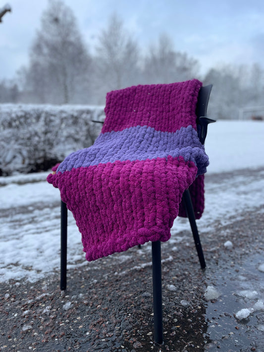 Tuscany Chunky Knit Blanket 150x90cm Handmade Purple