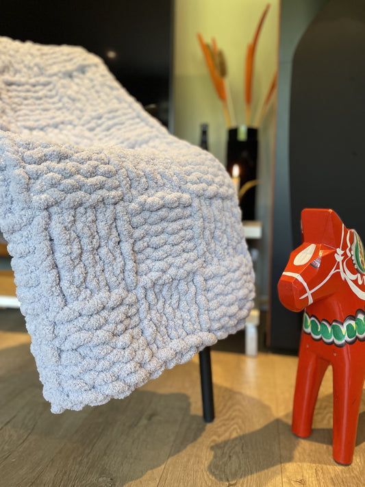 Grey Chunky Knit Blanket 150x90cm | Handmade Nordic Throw | Mysiga Style