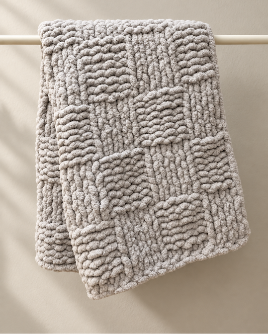 Handmade Chunky Knit Throw - Light Grey